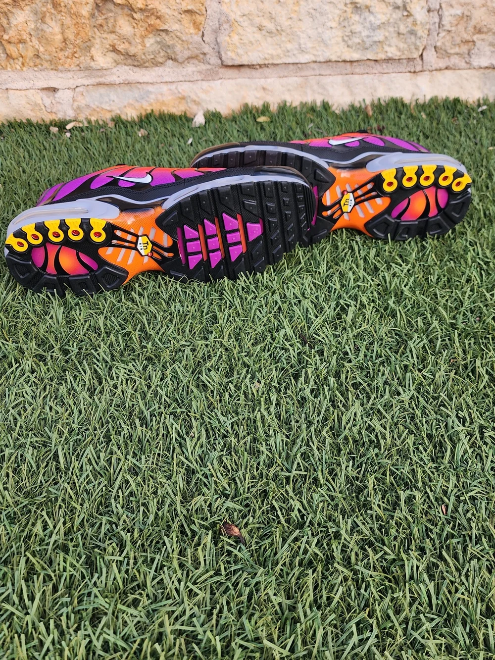 Nike Air Max Plus TN Gradient Flame Running Shoes - Purple Orange Pink Yellow - Picture 8 of 8